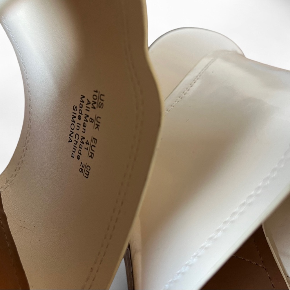Franco Sarto Simona Stacked Heel Sandals Slip-On Vainilla.
Size US 10M - Picture 6 of 7